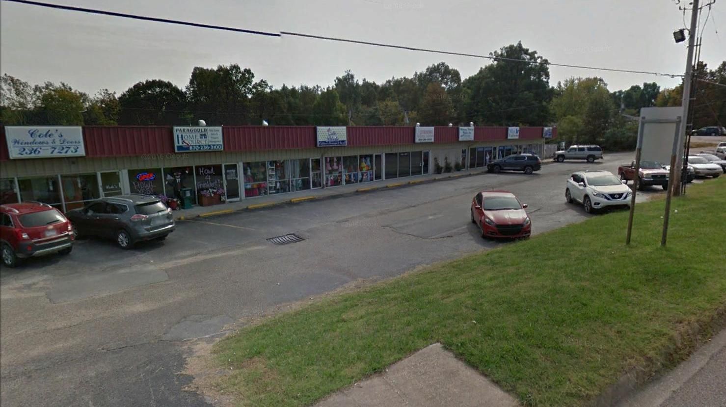 2407 Linwood Dr, Paragould, AR 72450